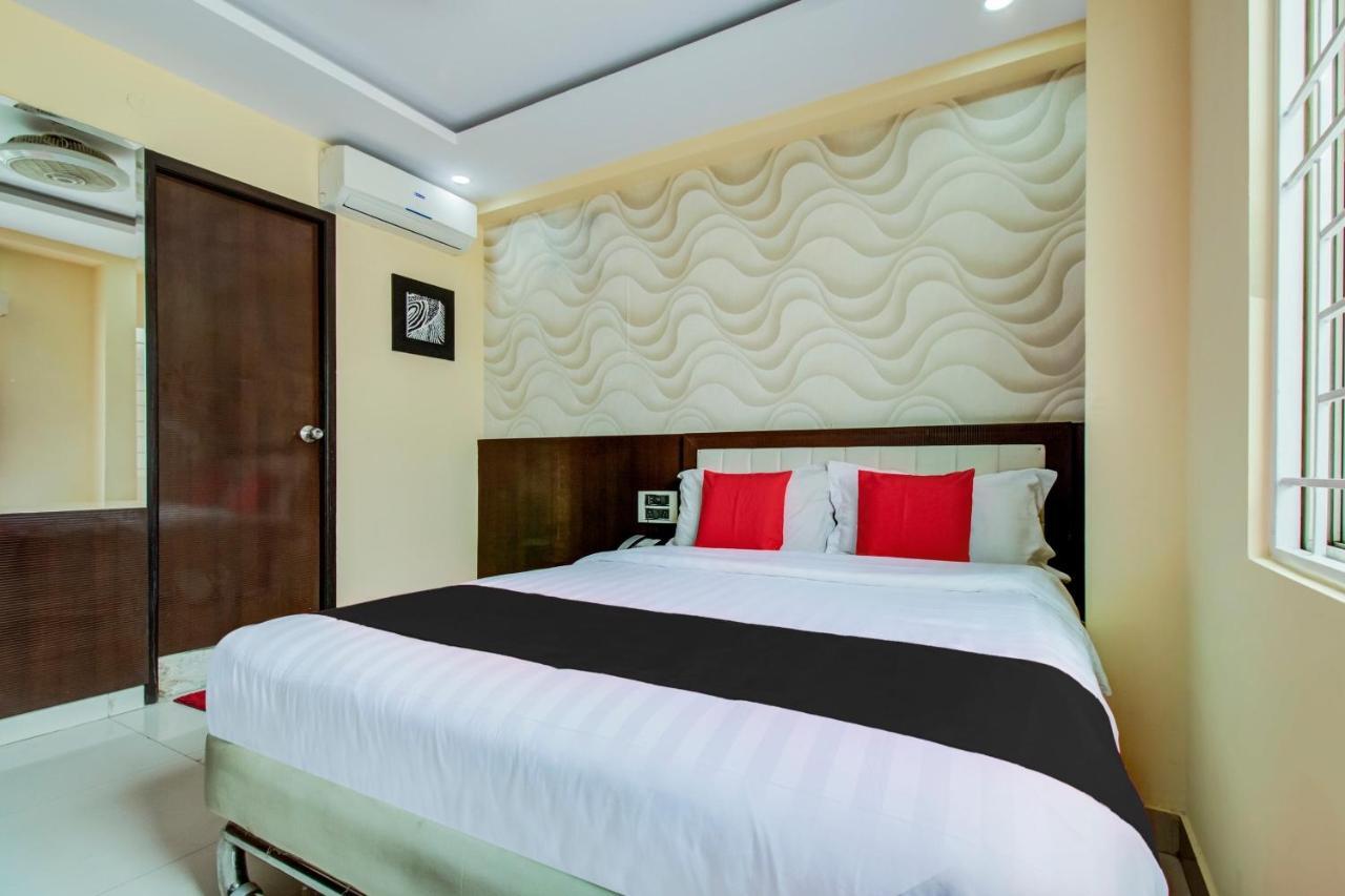 Capital O 5381 The Emirates Hotel Bangalore Bagian luar foto