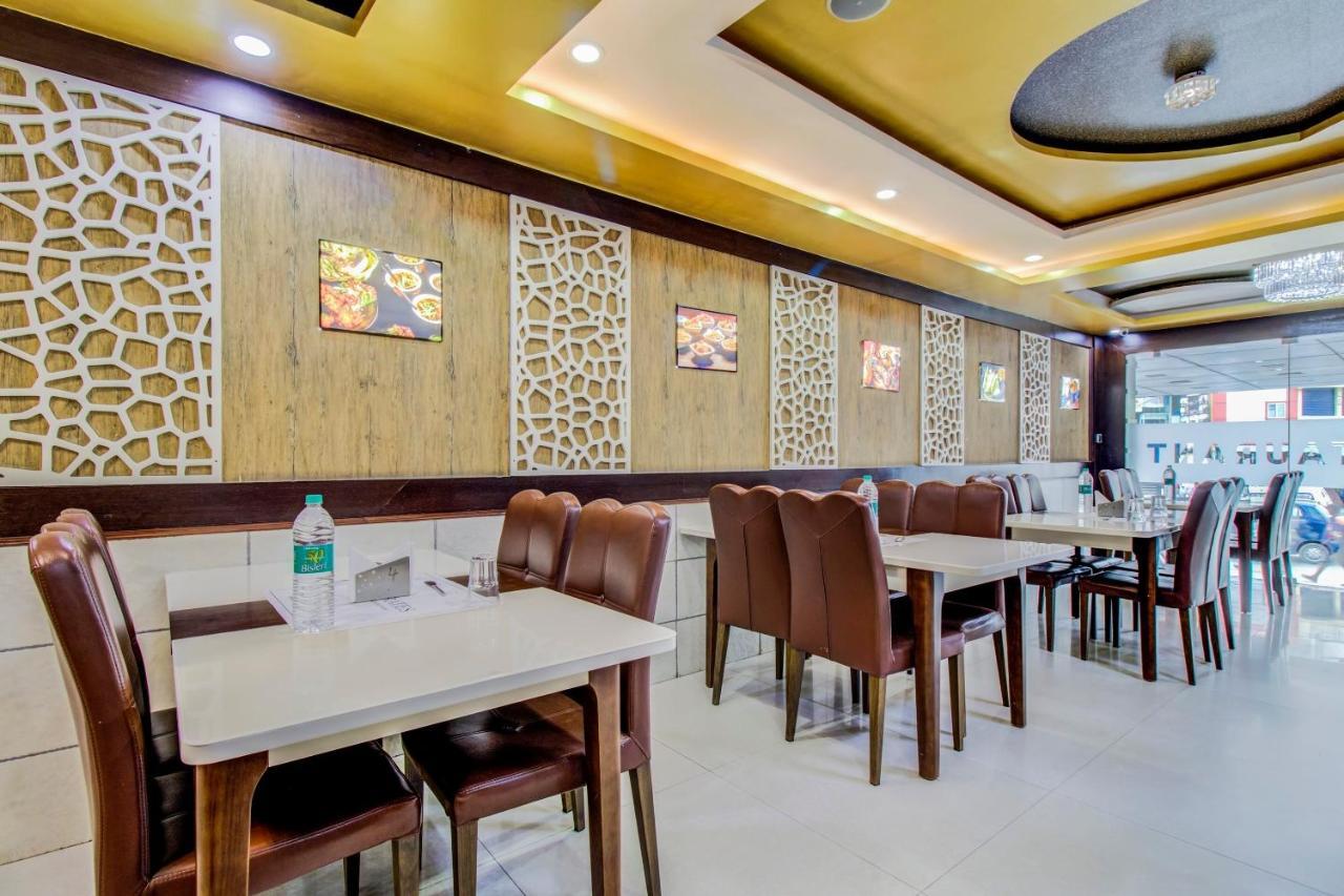 Capital O 5381 The Emirates Hotel Bangalore Bagian luar foto